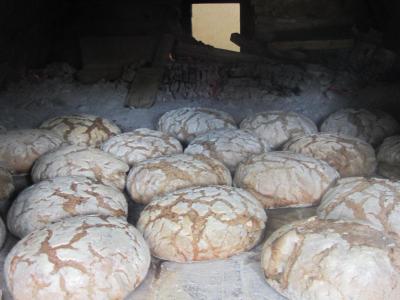 Brot wird gebacken