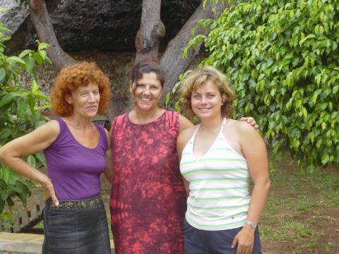 Sigrid, Mama Gudrun & Barbara.....