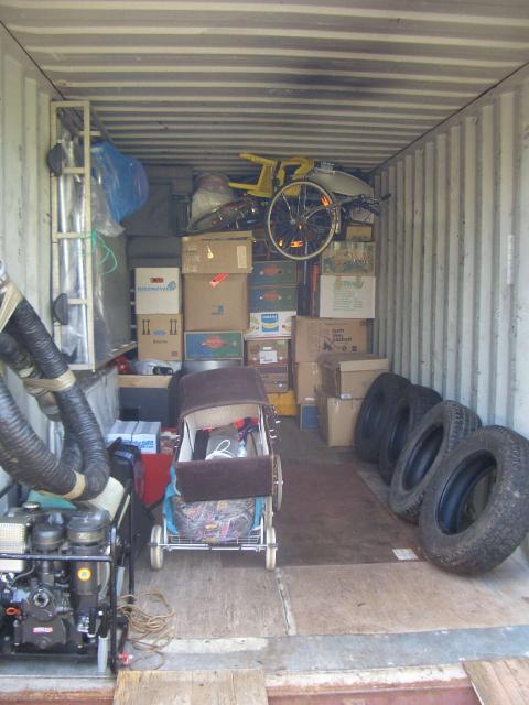 Hilfscontainer 2005 .....