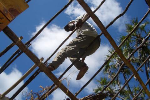 Dachreparatur in Nice-View-Children`s-Village I ....