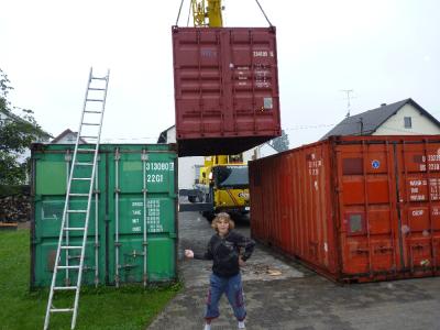 Containerladung im Jahr 2010 in Roggenburg