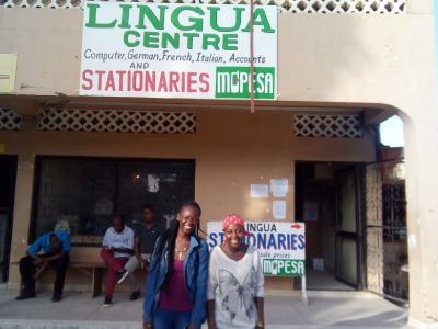 Sprachkurs Dorothy und Mwanajuma