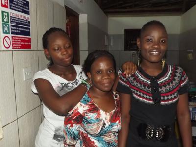 Anna, Fatuma und Lavenda (von links)