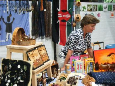 Martina Domke auf dem Markt in Pfaffenhofen an der Ilm 