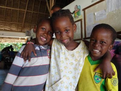 Gabriel (Gabi), Jamila und Omari