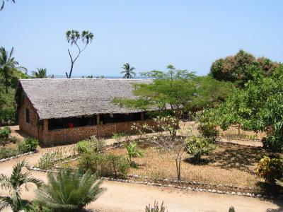 Das Kinderhaus im Nice-View-Children`s-Village I im Jahre 2003