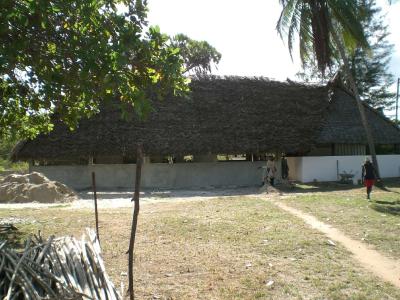 Bau Schule und Kindergarten ... (04/2008)