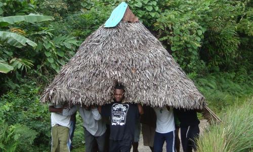 EINER ALLEIN KANN KEIN DACH TRAGEN! Tragen Sie mit!