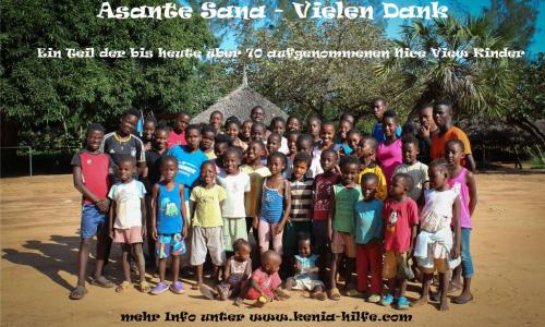 2017_12_Gruppenfoto_Nice_View_www.kenia-hilfe.com-hk1_HP.jpg