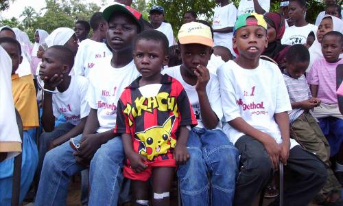 Unsere Kinder warten auf ihren Auftritt