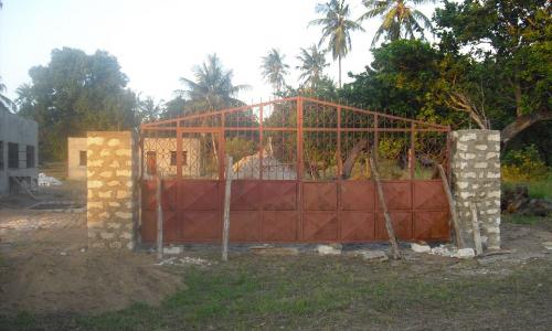 Nice-View-Kari-Charity-Medical Centre im Juni 2009 ...