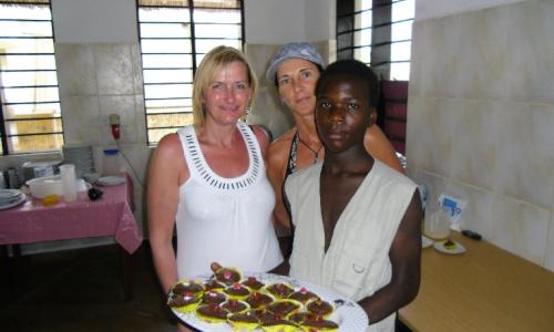 Wally, Ingrid &amp; David beim Muffin backen