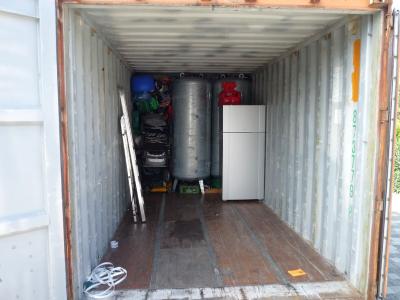 nach und nach wird der Container bef&uuml;llt