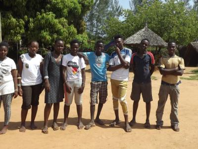 unsere Secondary School Kids (Mwanajuma, Anna, Lavenda, Dorothy, Joseph, Kahindi