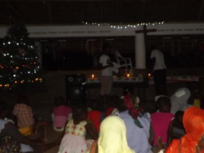 die Weihnachtsgeschichte wird nachgespielt