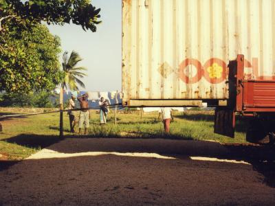 Containerentladung in Nice View 2001 Containerentladung in Nice View 2001