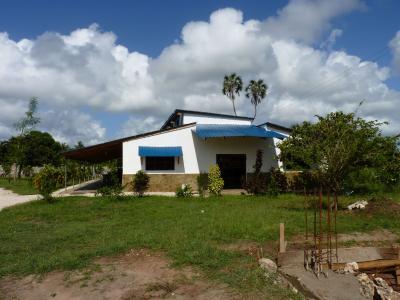 November 2011: Nice View II (Jungenhaus) - Msambweni - Südküste Kenia November 2011: Nice View II (Jungenhaus) - Msambweni - Südküste Kenia